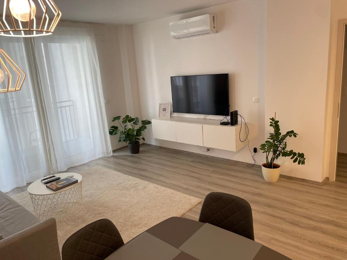 West Budapest-Edge Of Downtown-Free Parking Екстер'єр фото