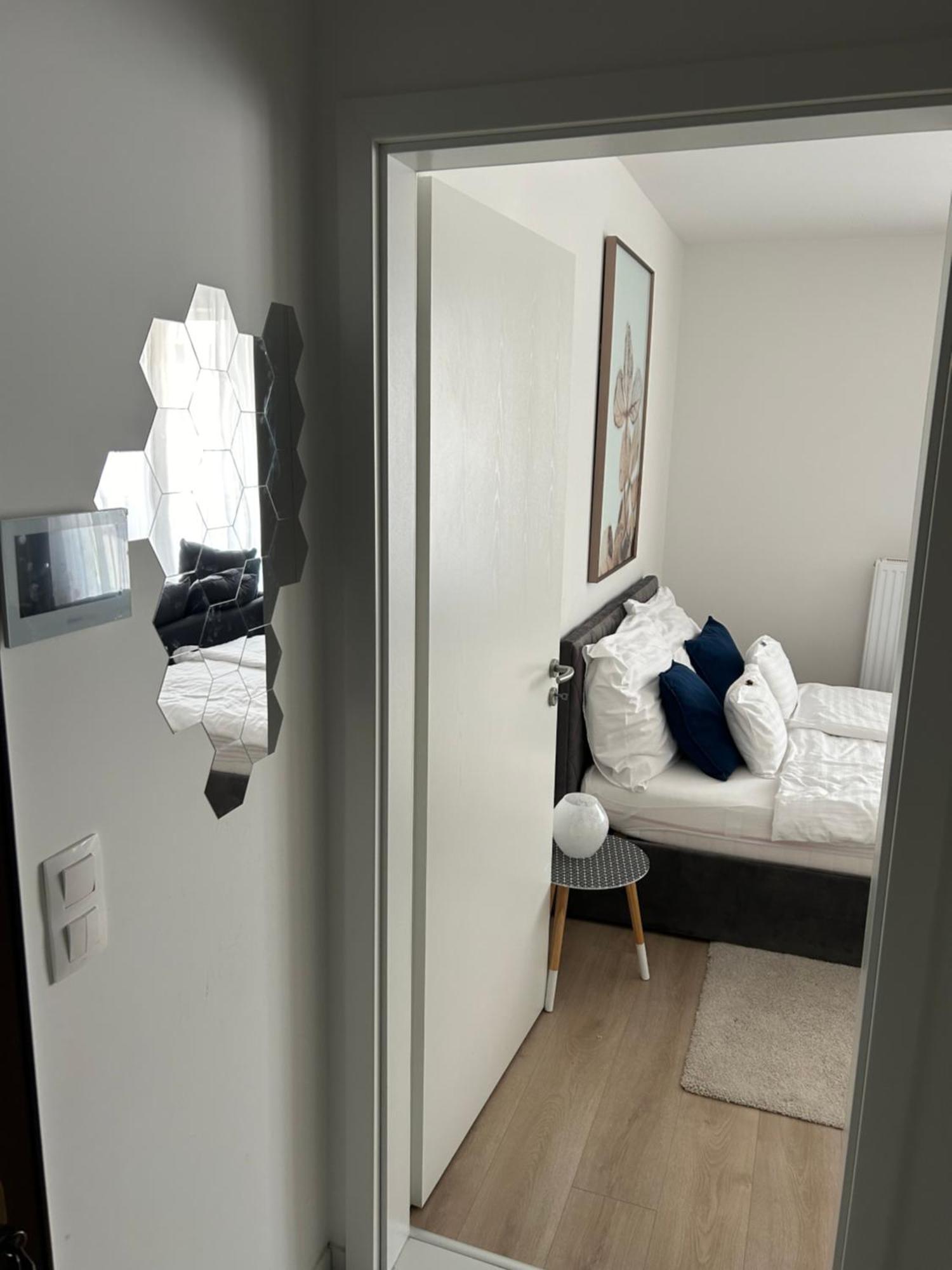 West Budapest-Edge Of Downtown-Free Parking Екстер'єр фото