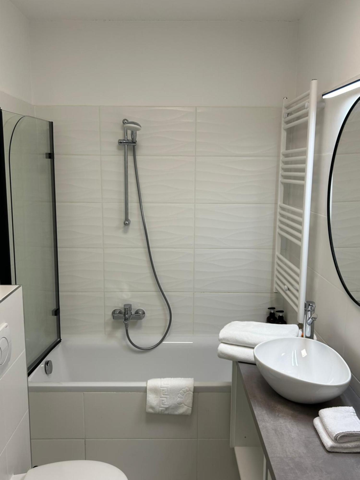 West Budapest-Edge Of Downtown-Free Parking Екстер'єр фото